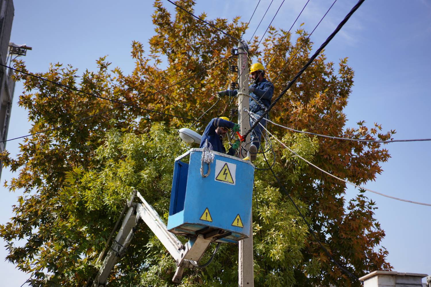شتاب توسعه برق ایران ۶.۷ برابر میانگین جهانی/ ظرفیت نیروگاهی از انقلاب تاکنون 14 برابر شد